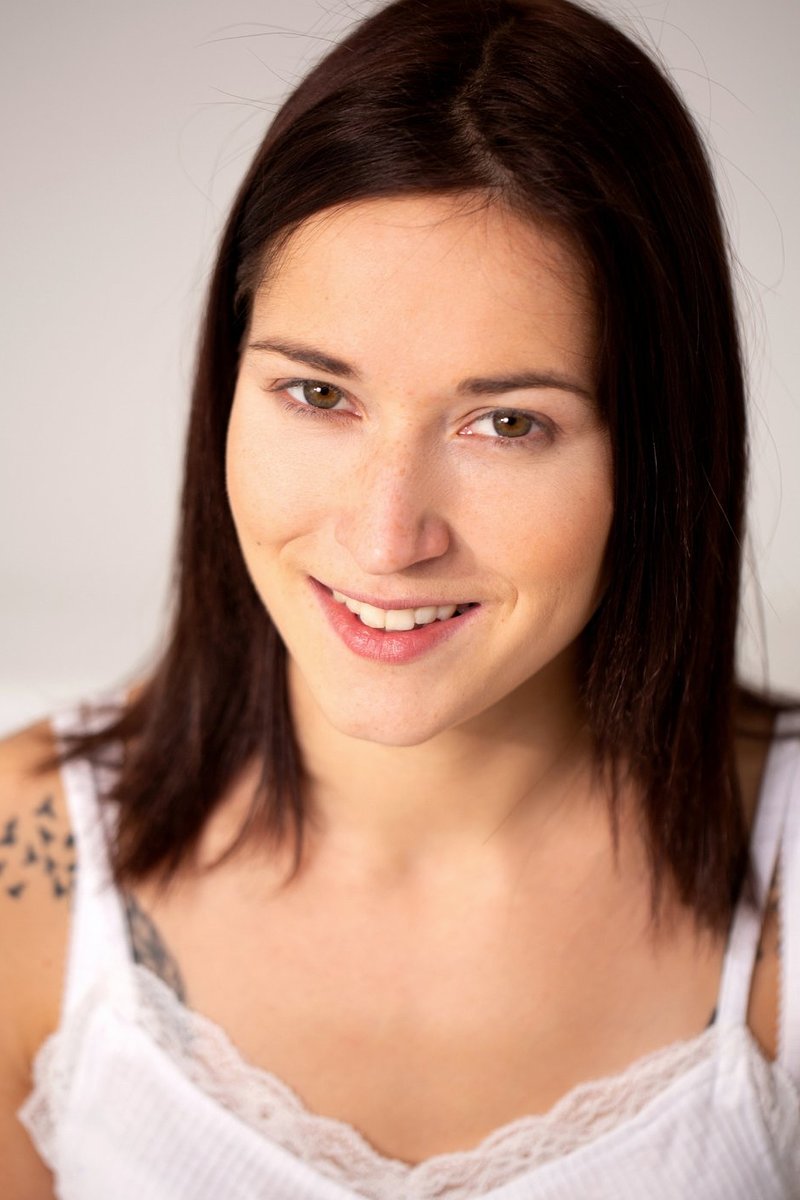 Екатерина, 25